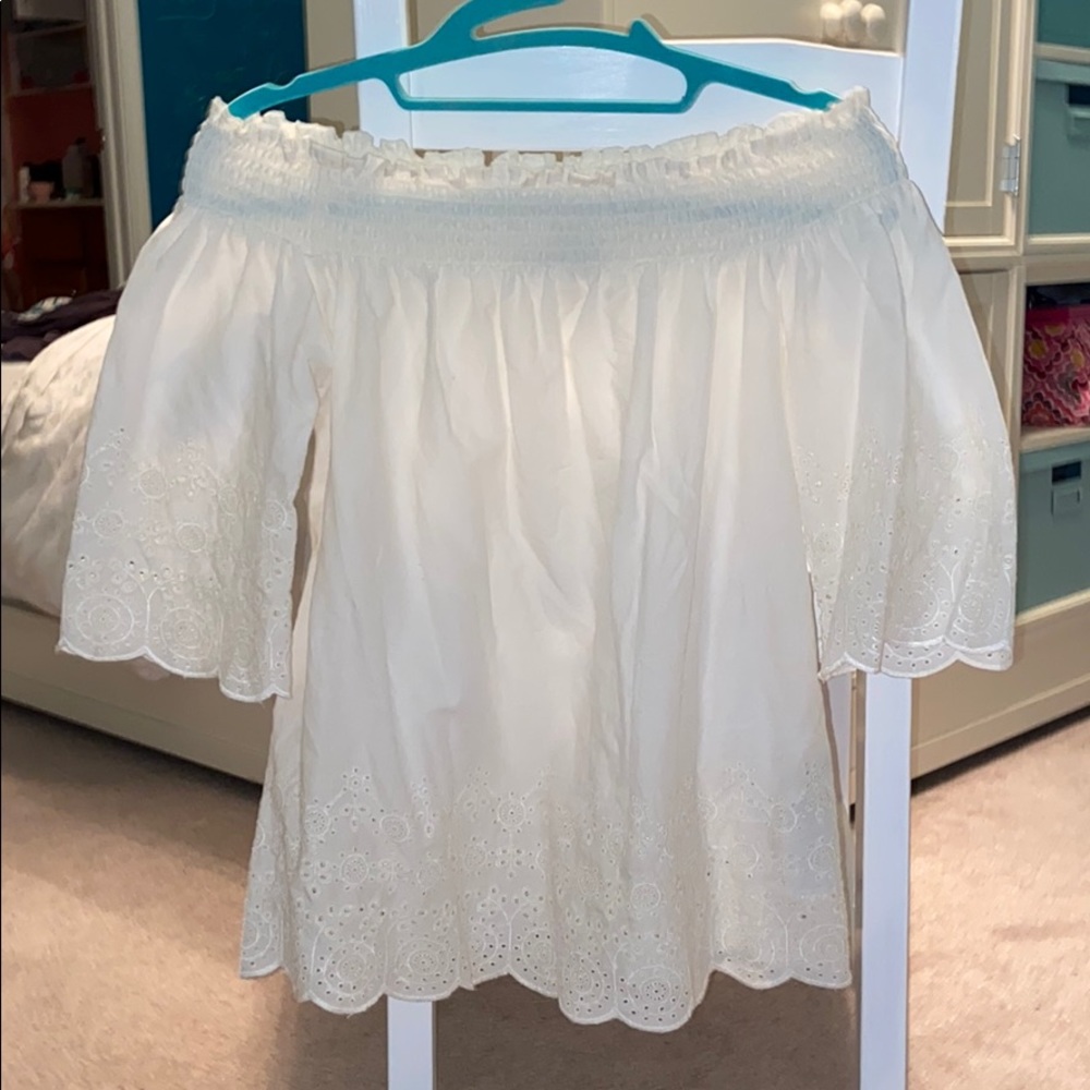 Off the shoulder Abercrombie top
